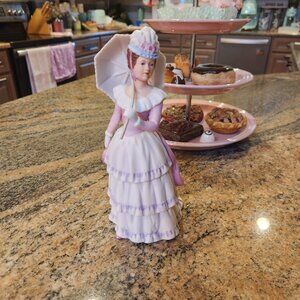 Home Interiors Woman Figurine